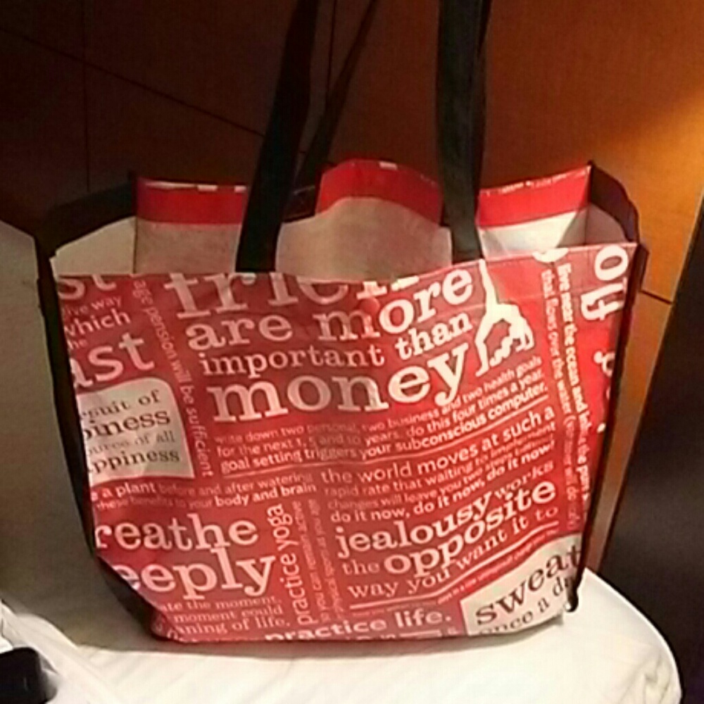 Lululemon bags